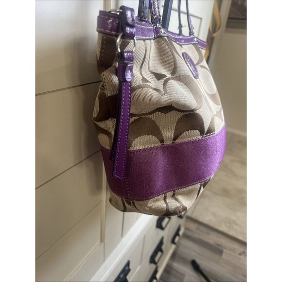 Project Bag-Coach Signature Stripe Tote Plum And Tan Bag #19046 - Picture 5 of 16